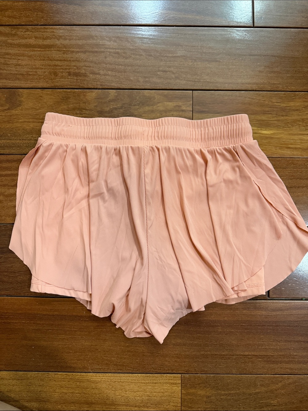 Peach Athletic Ruffle Shorts - Picture 4 of 5